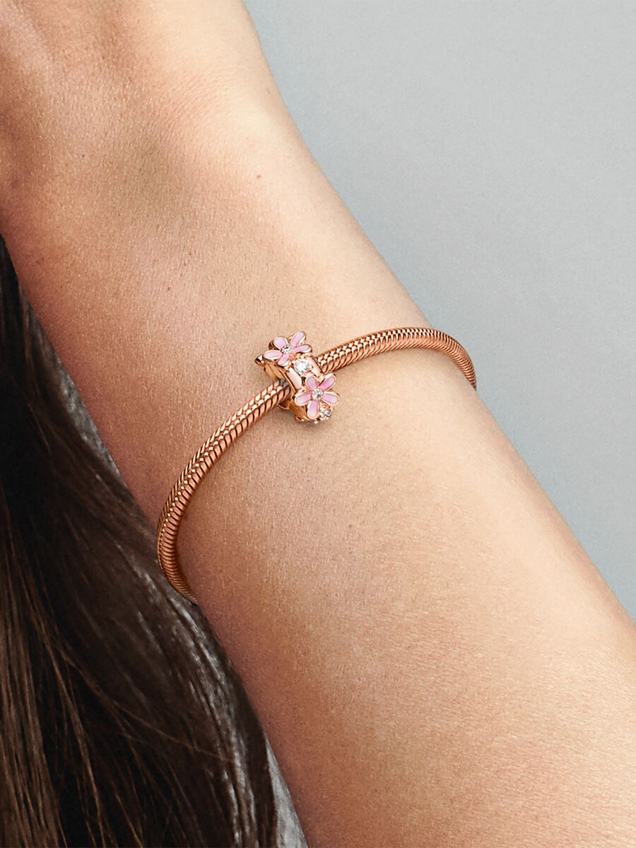 Pink Daisy Spacer Clip Charm
14k rose gold plating
