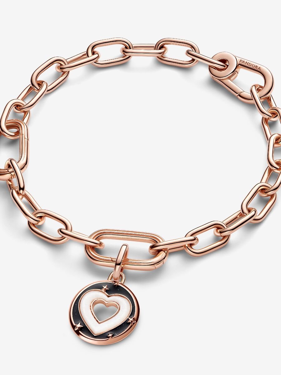 Pandora ME Hearts Medallion Charm
14k rose gold plating