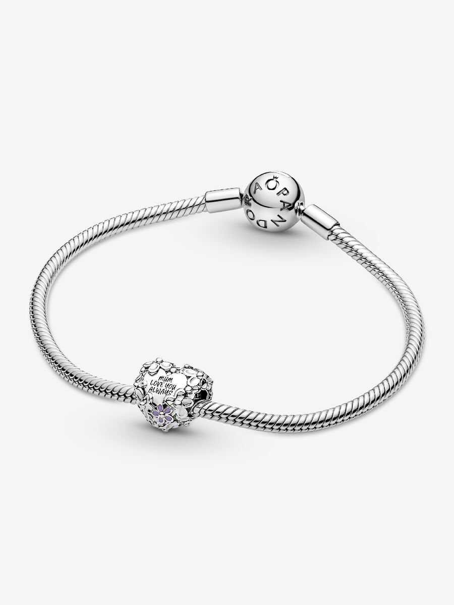 Mum Daisy Heart Charm