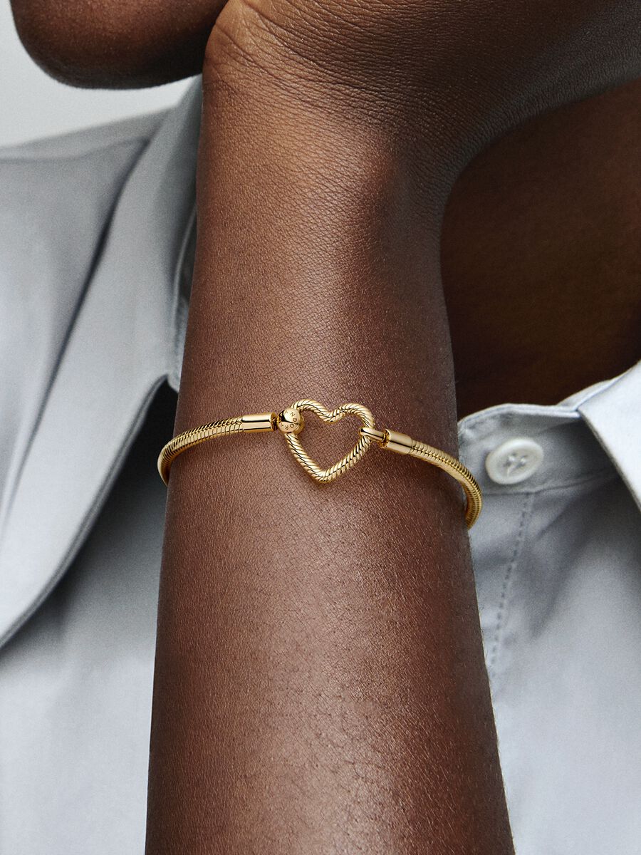 Heart Closure Snake Chain Bracelet