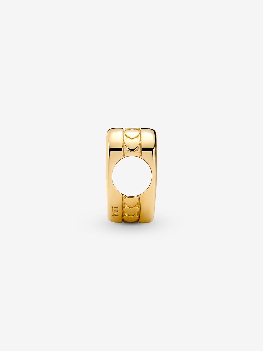 Engravable Heart Charm
14k gold plating