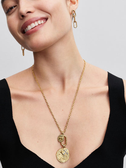Lion Medallion Charm
14k gold plating