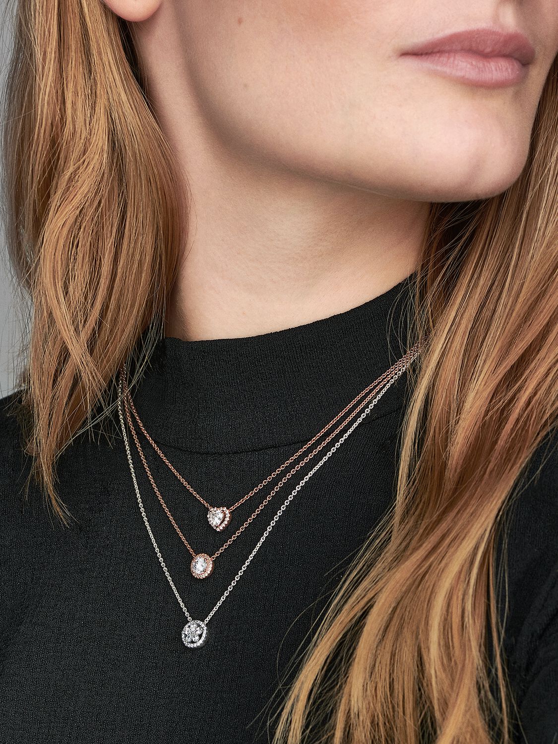 Sparkling Heart Collier Necklace
14k rose gold plating