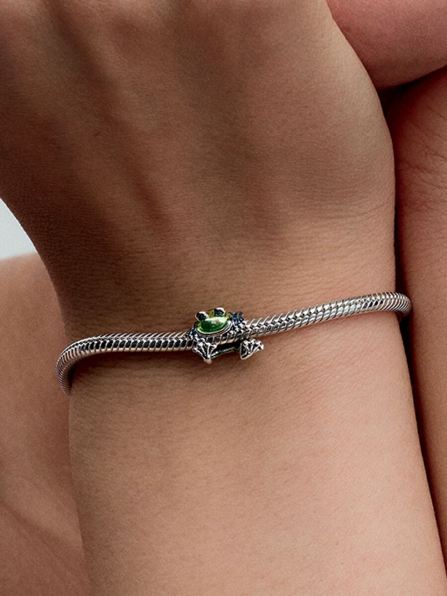 Climbing Frog Charm