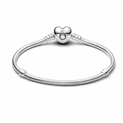 BEST SELLER | Silver bracelet with heart-shaped clasp