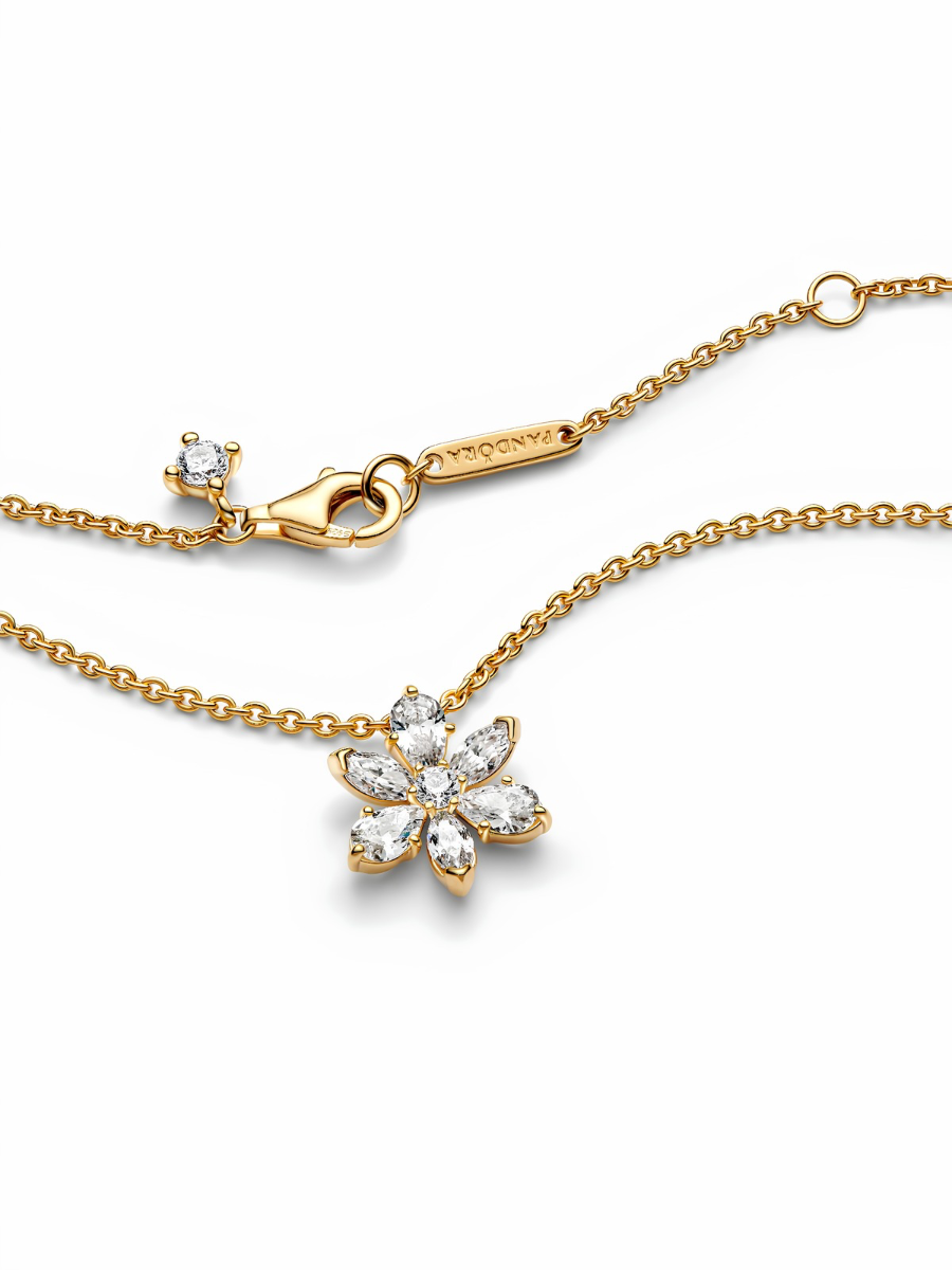 Sparkling Herbarium Cluster Pendant Necklace
14k gold plating