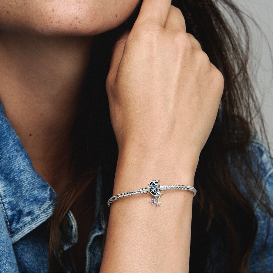 Moments Sparkling Moon Clasp Snake Chain Bracelet
