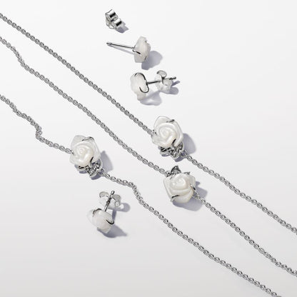 White Rose in Bloom Collier Necklace