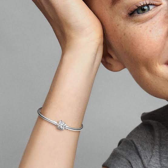Limited Edition Shooting Star Charm Bangle