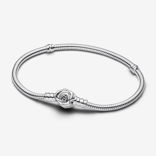 Rose in Bloom Clasp Snake Chain Bracelet