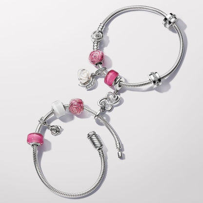 Rose in Bloom Clasp Snake Chain Bracelet